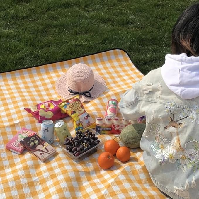 Thickened Moisture-Proof Outdoor Camping & Beach Mat – 200x200cm Waterproof Ground Sheet for Picnic, Hiking, Travel & Tent Use – Durable & Easy to Clean (Colorful, 200x200cm)